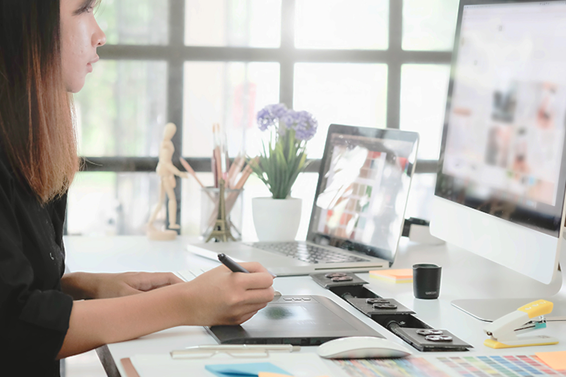 クリエイティブ制作事業